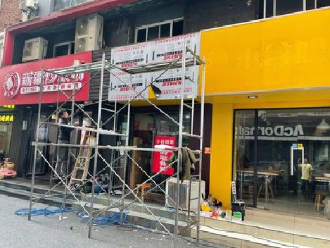 双柏制作广告招牌如何避免它发黄？